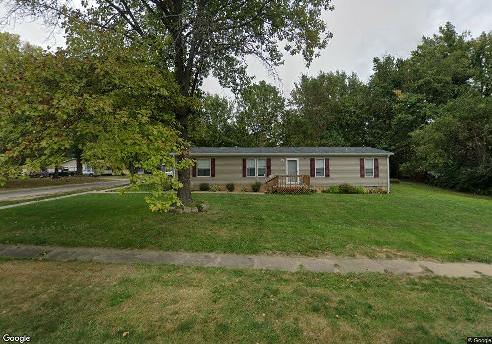 202 E Union St, Virginia, IL 62691 - photo 1