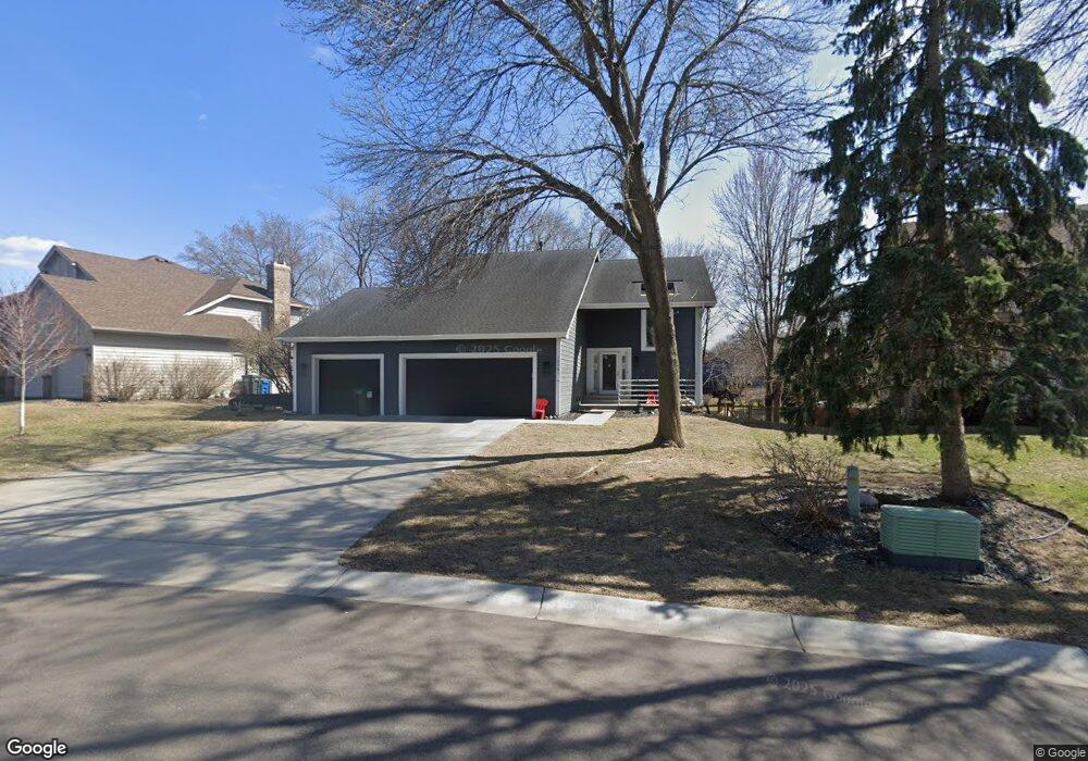 10981 Pheasant Ln N, Maple Grove, MN 55369 - photo 1