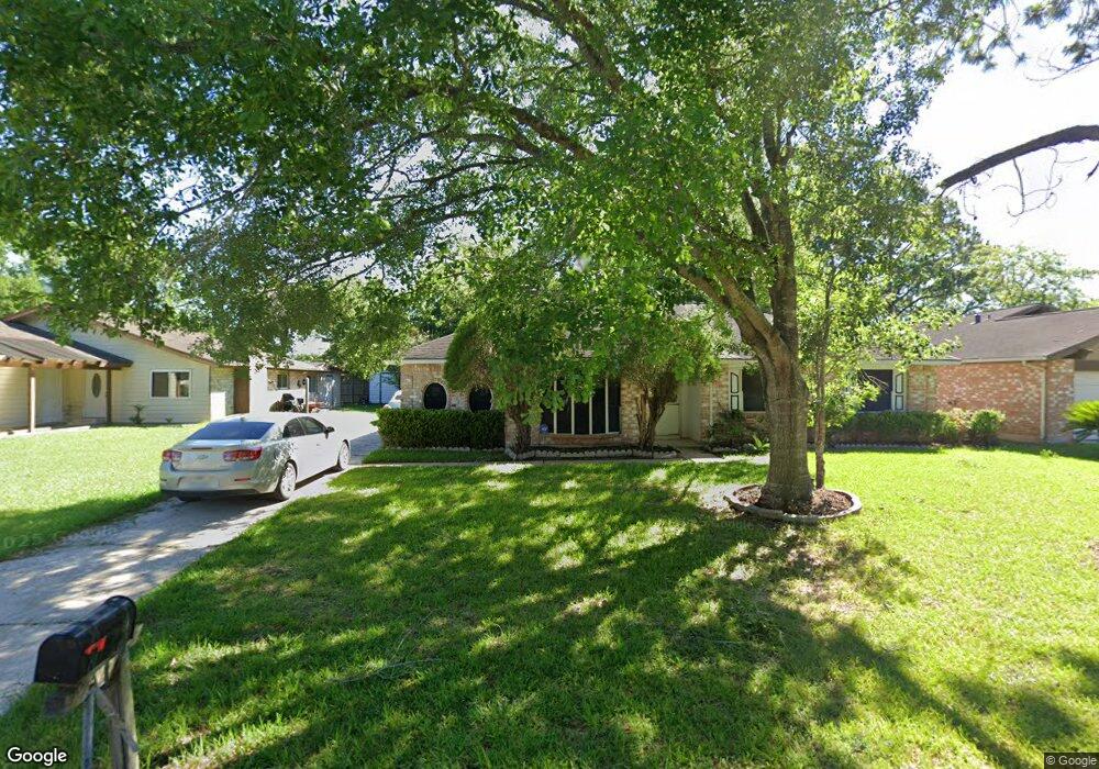 16919 Creek Line Dr, Friendswood, TX 77546 - photo 1