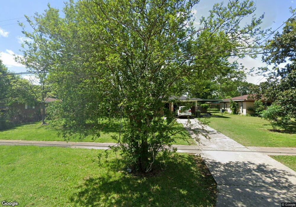 749 Jefferson Dr, Lake Charles, LA 70605 - photo 1