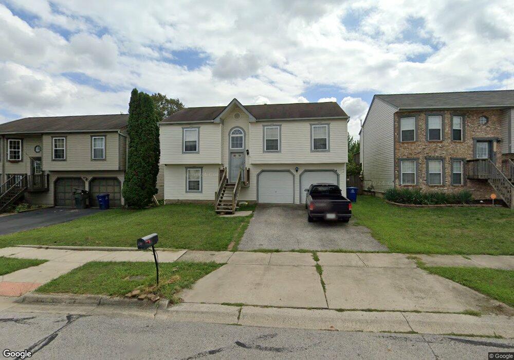 2219 Golden Leaf Ln, Columbus, OH 43223 - photo 1