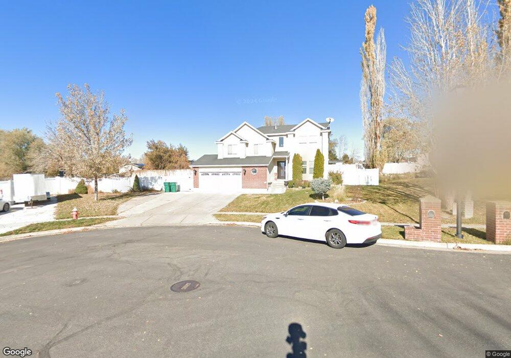 124 W 2450 N, Layton, UT 84041 - photo 1
