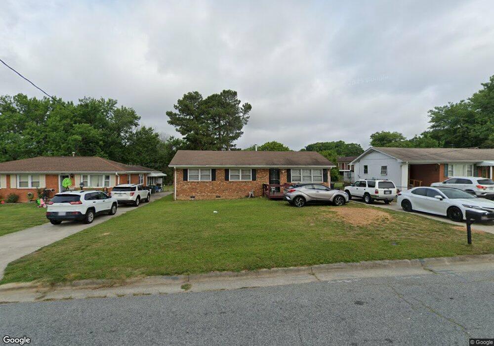 2304 Wachovia Dr, Greensboro, NC 27403 - photo 1