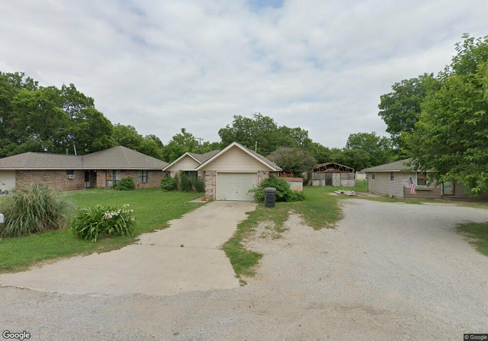 908 G St SW, Ardmore, OK 73401 - photo 1