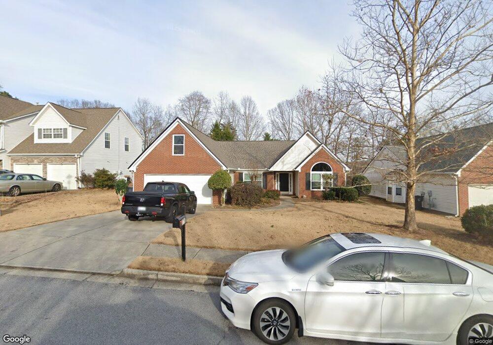 3710 Crescent Walk Ln, Suwanee, GA 30024 - photo 1