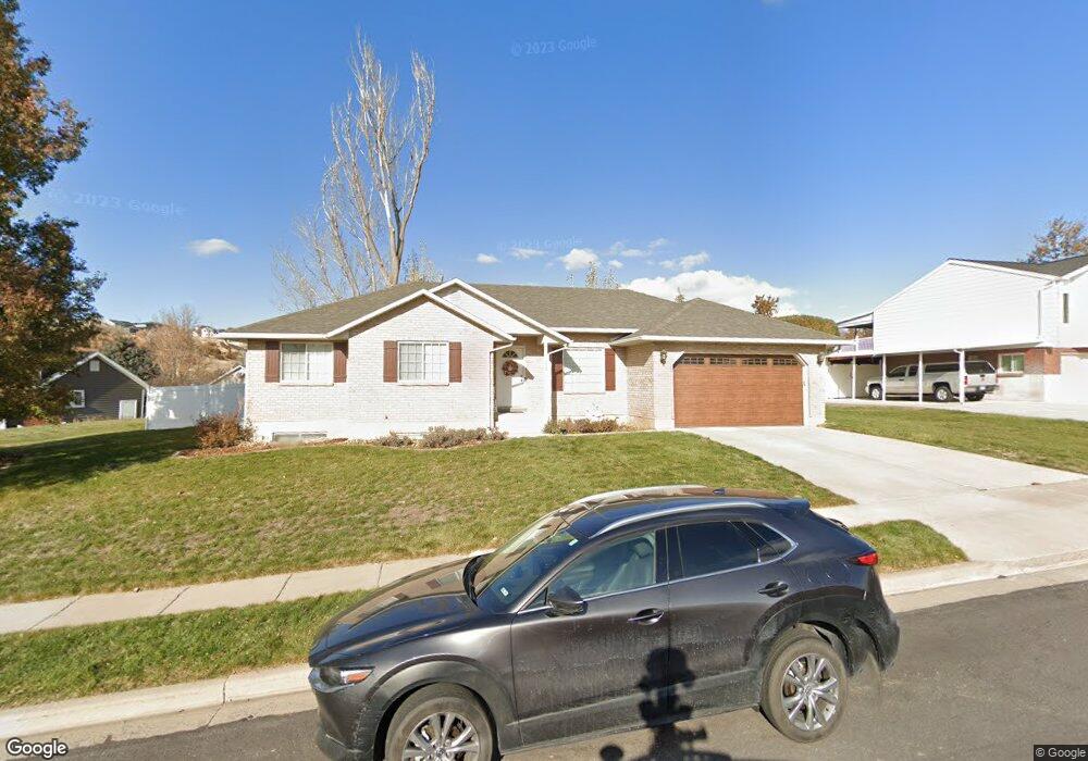 1555 E 2050 N, Layton, UT 84040 - photo 1