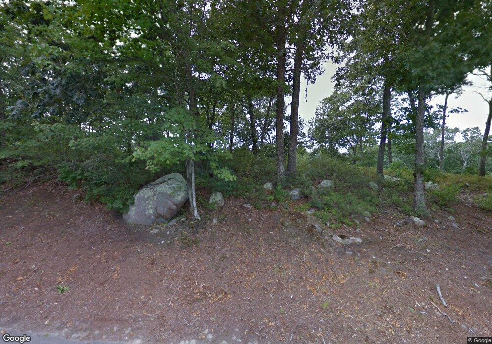 54 Yarmouth Dr, Westerly, RI 02891 - photo 1