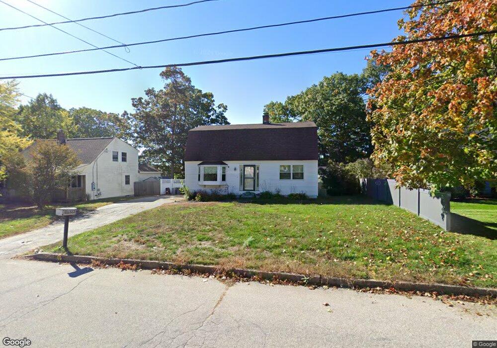 323 Hoyt St, Manchester, NH 03103 - photo 1