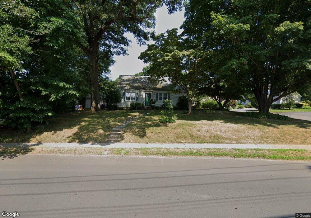 632 Connors Ln, Stratford, CT 06614 - photo 1