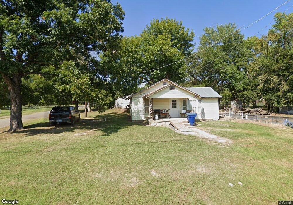 309 NW 1st St, Muldrow, OK 74948 - photo 1