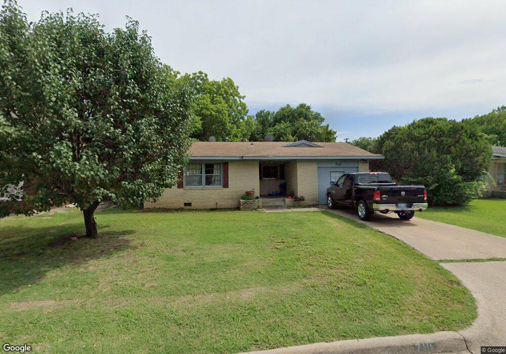 710 Campbell St, Ardmore, OK 73401 - photo 1