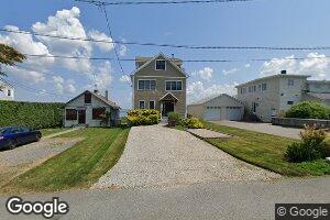 17 Mount View Rd, Portsmouth, RI 02871