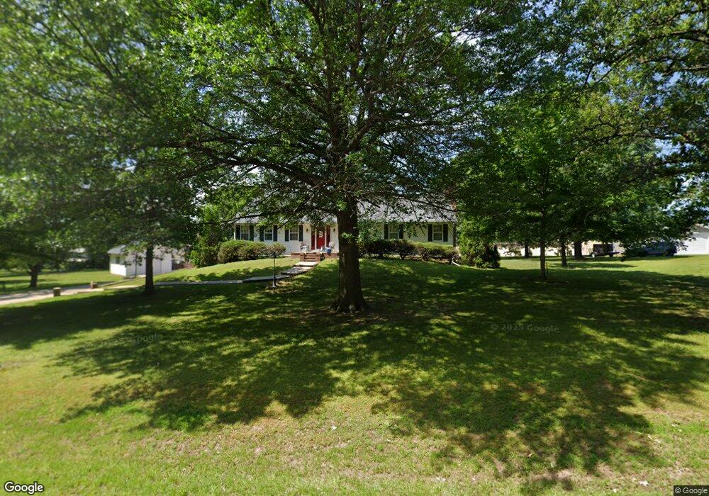 2421 W Sequoia Ln, Carthage, MO 64836 - photo 1