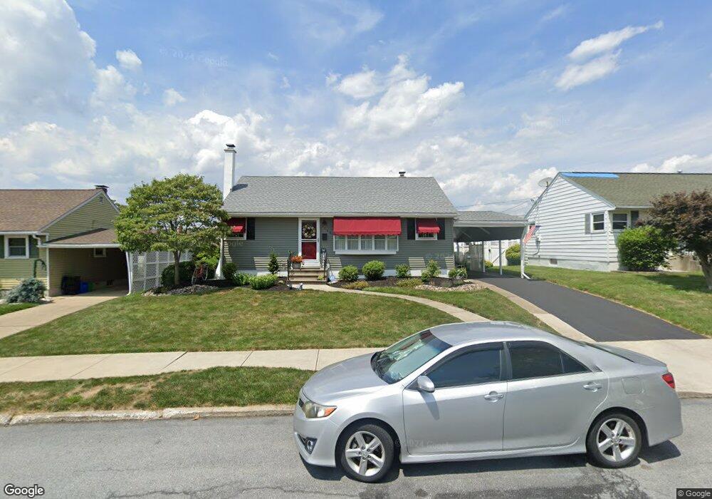 1540 Farm Ln, Bethlehem, PA 18018 - photo 1