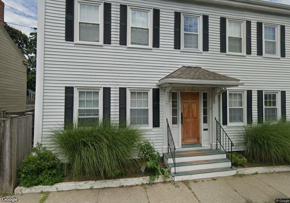 7 Spring St, Salem, MA 01970 - photo 1
