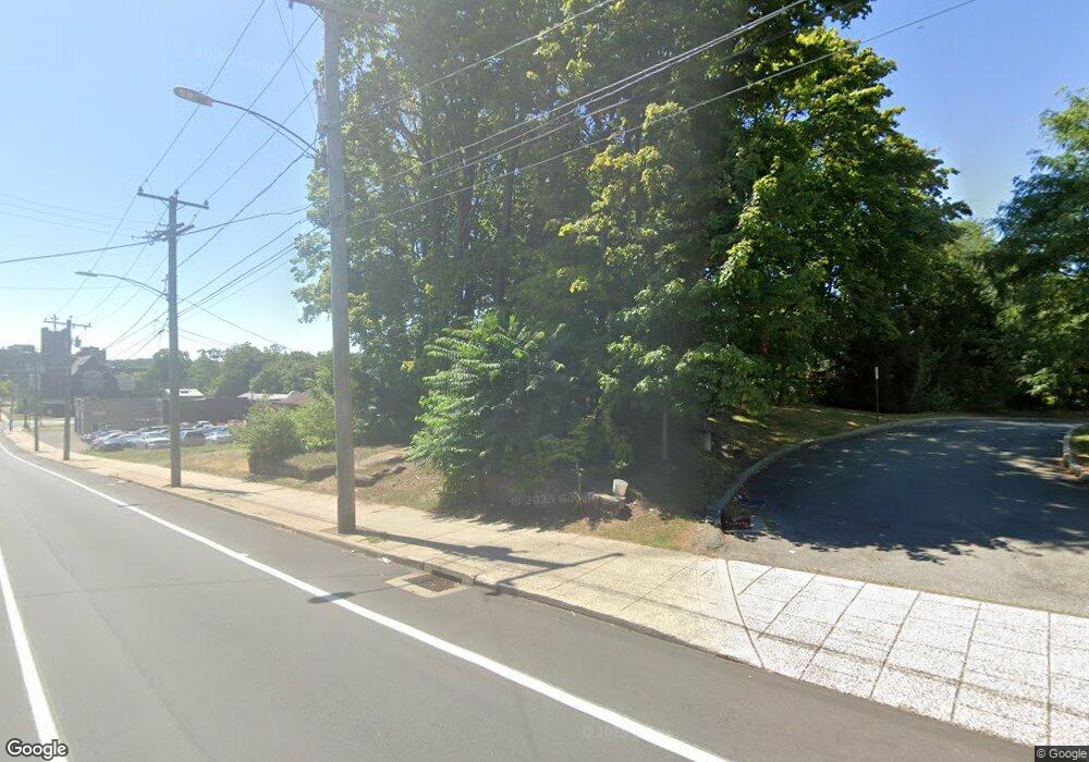 41 Cook Ave unit 2nd floor, Meriden, CT 06451 - photo 1