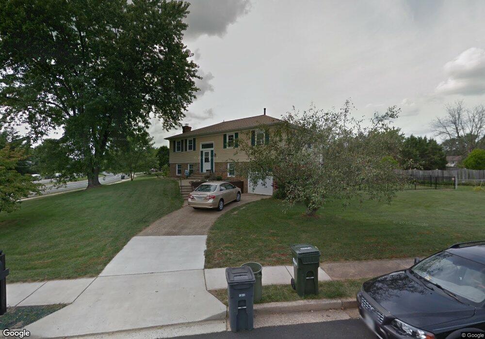 9739 Copeland Dr, Manassas, VA 20109 - photo 1