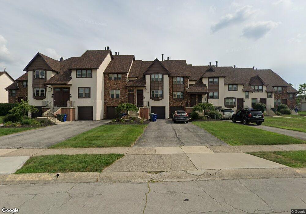 2001 Queensgate Ln, Columbus, OH 43235 - photo 1