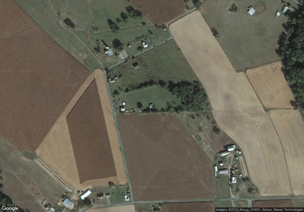 348 Edgewood Dr, Luray, VA 22835 - photo 1