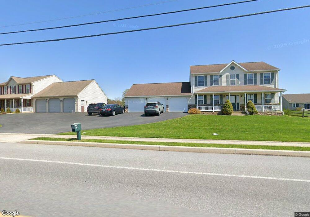 511 S Kinzer Ave, New Holland, PA 17557 - photo 1