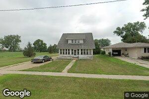 138 W 1st St, Dimock, SD 57331