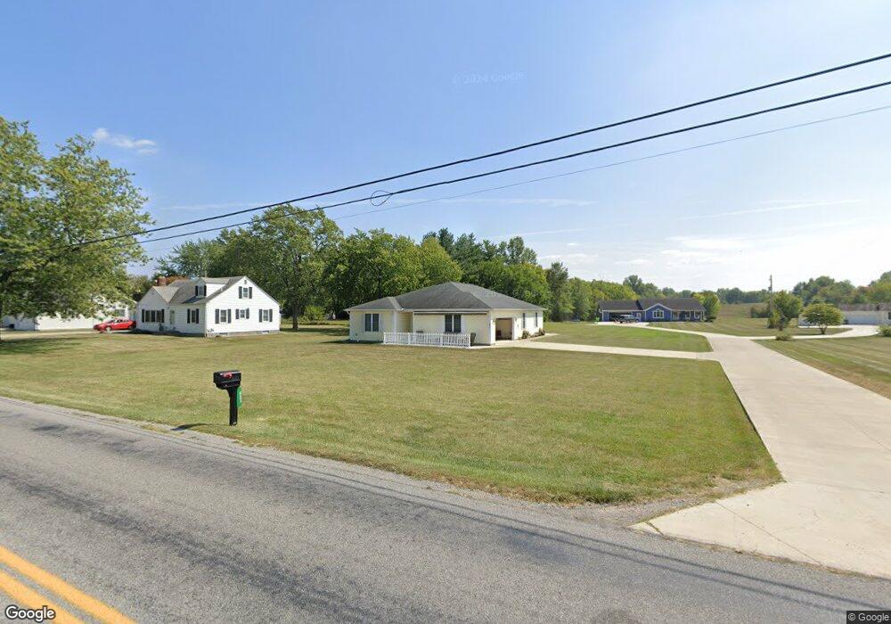 631 W Bluelick Rd, Lima, OH 45801 - photo 1