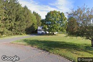 54 Carriage Ln, Amherst, MA 01002