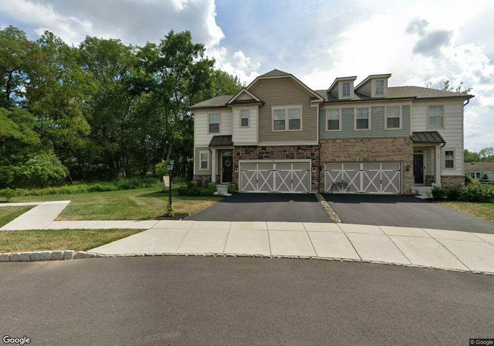 485 Sanctuary Ct, North Wales, PA 19454 - photo 1