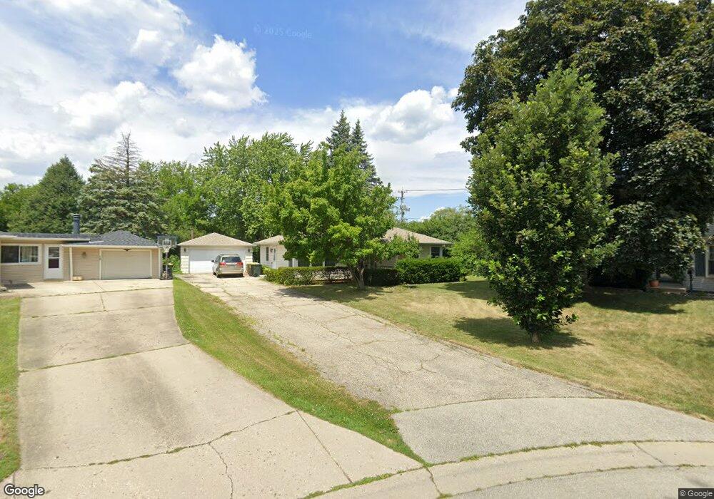 2906 Lark Ct, Rolling Meadows, IL 60008 - photo 1