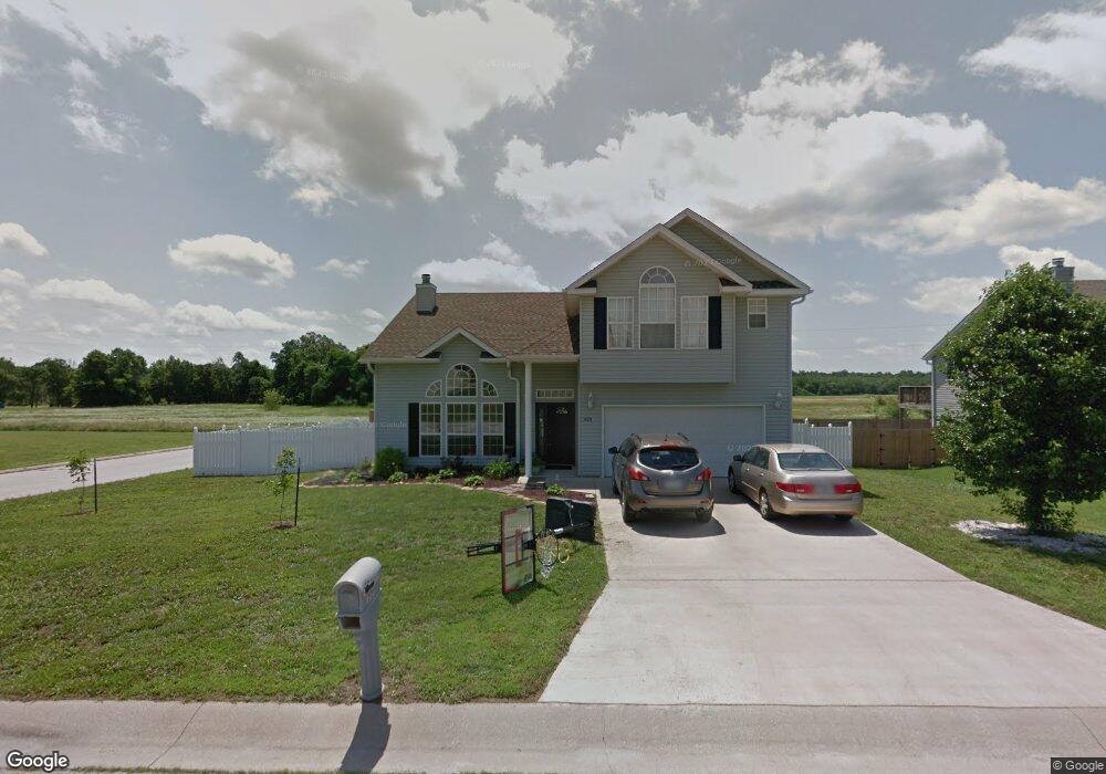 1008 Remington Cir, Carl Junction, MO 64834 - photo 1