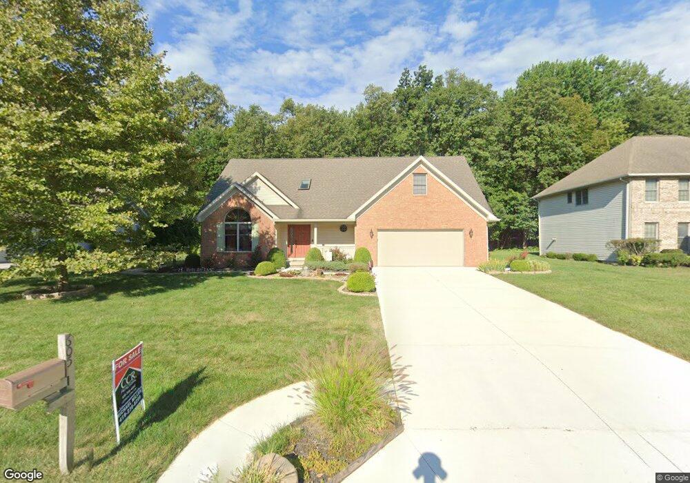 605 Hefner Dr, Lima, OH 45801 - photo 1