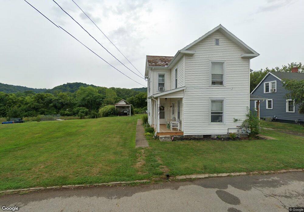 307 N Elm St, Sugar Grove, OH 43155 - photo 1