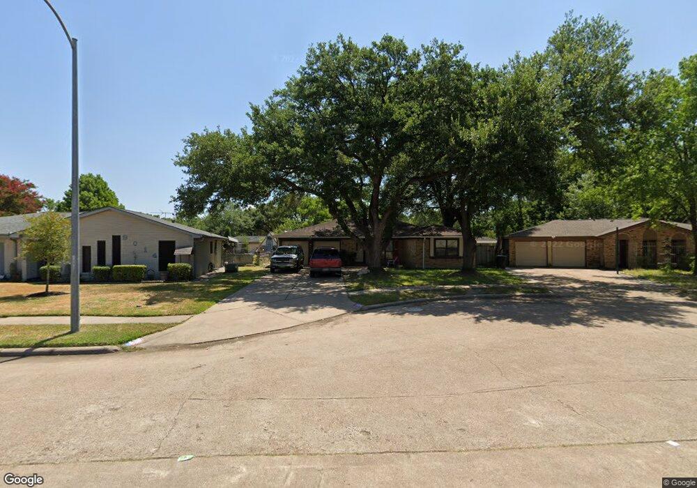 9010 Circle Cove Ct, Houston, TX 77088 - photo 1