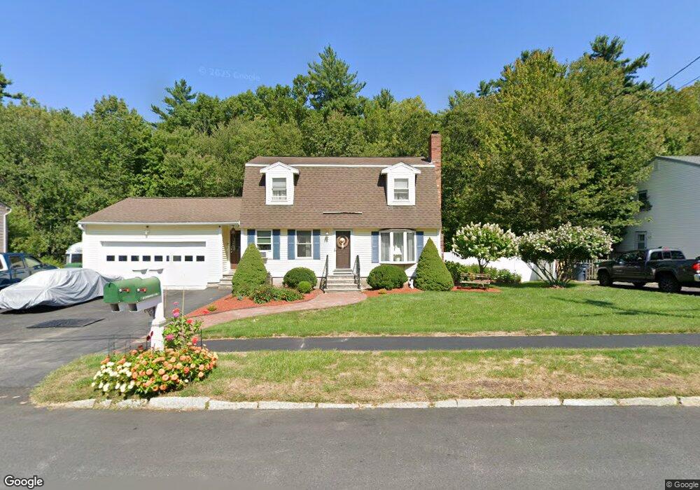 22 Robin Hood Rd, Nashua, NH 03062 - photo 1