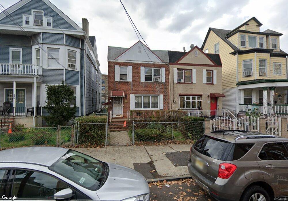157 Clinton Ave, Jersey City, NJ 07304 - photo 1