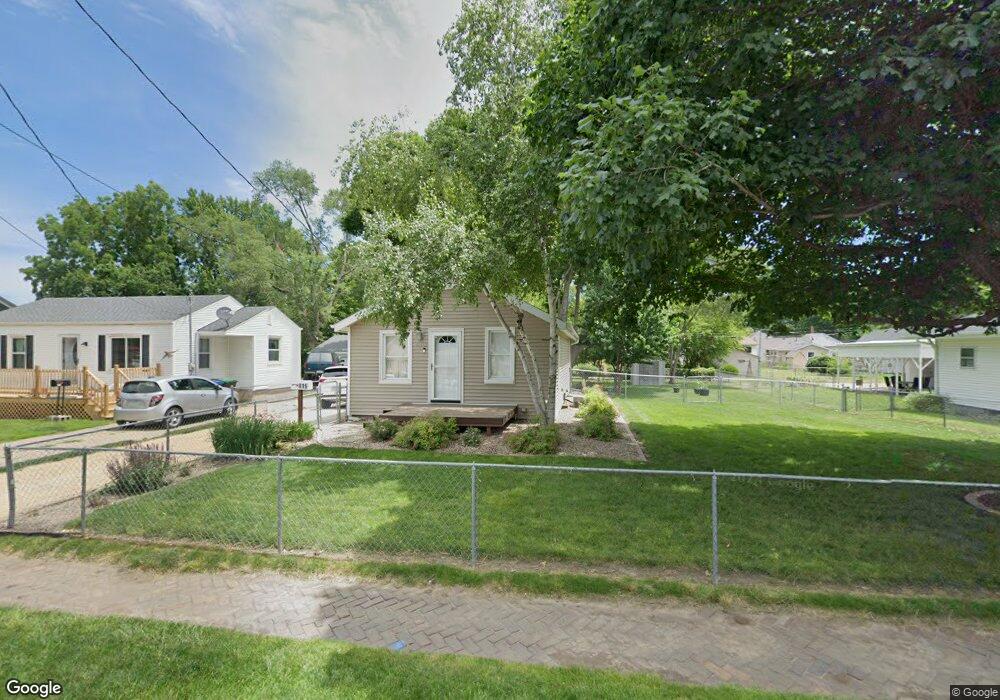 815 E 25th St, Des Moines, IA 50317 - photo 1