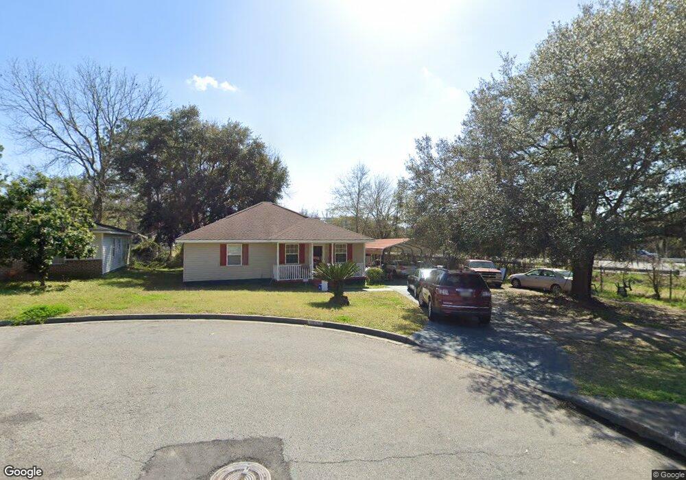 1715 E 32nd St, Savannah, GA 31404 - photo 1