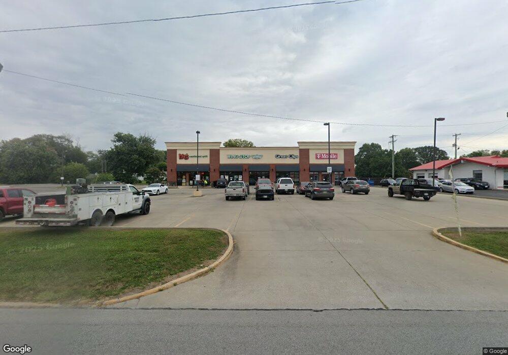 2828 S 3rd St, Terre Haute, IN 47802 - photo 1