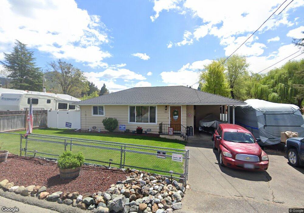 312 4th St, Rogue River, OR 97537 - photo 1