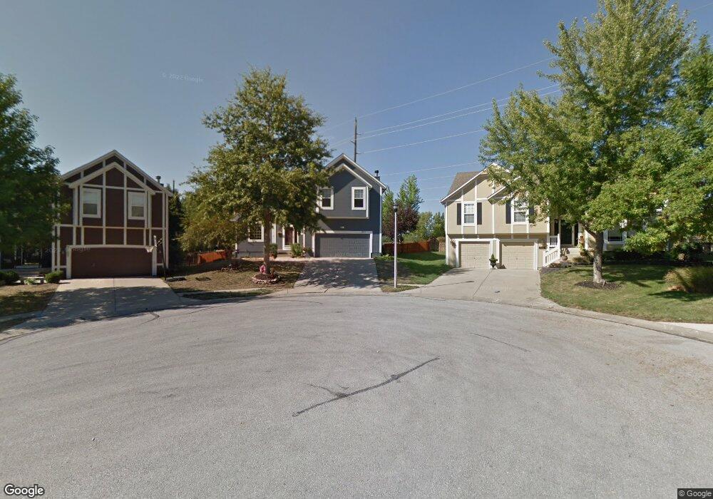 21443 W 49th St, Shawnee, KS 66218 - photo 1