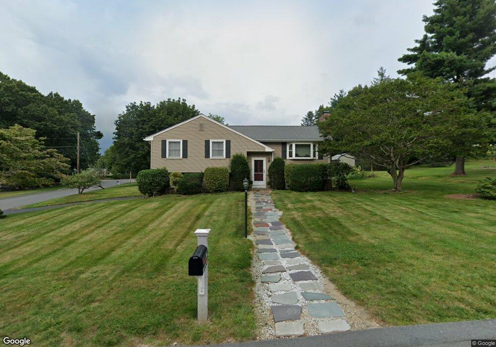28 Skyline Dr, Franklin, MA 02038 - photo 1