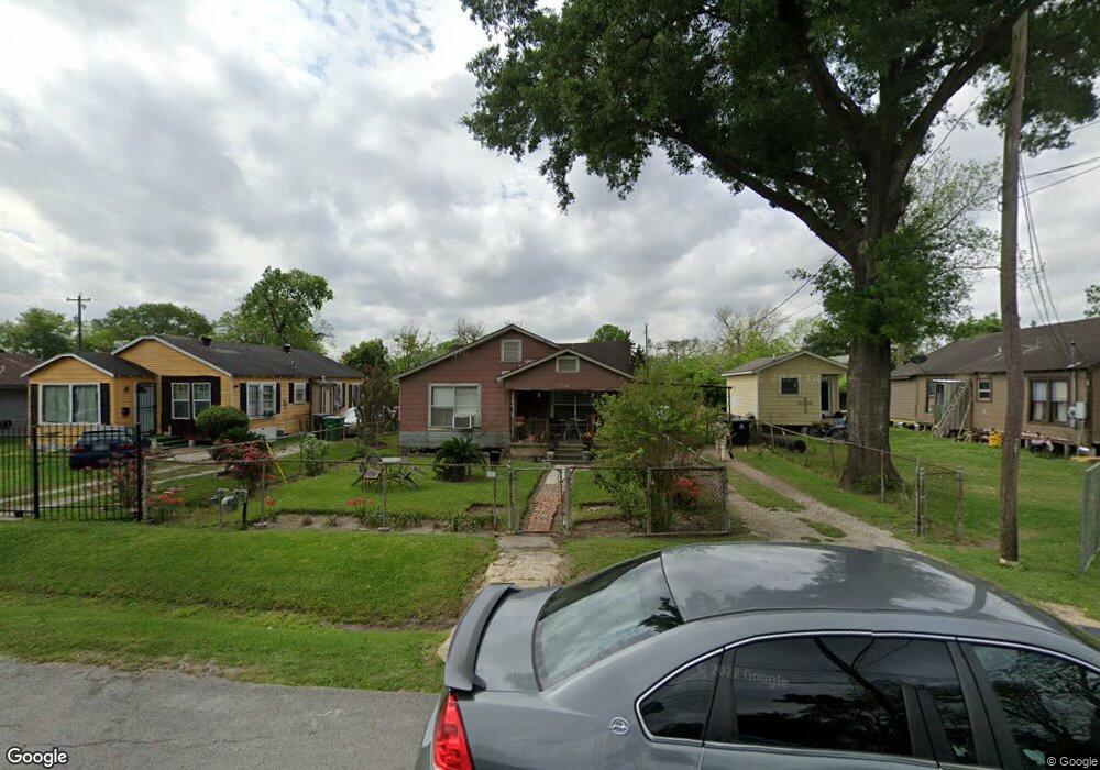 3126 Memel St, Houston, TX 77026 - photo 1