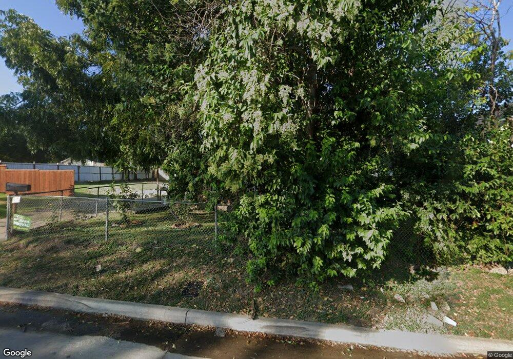 2913 NW Loraine St, Fort Worth, TX 76106 - photo 1