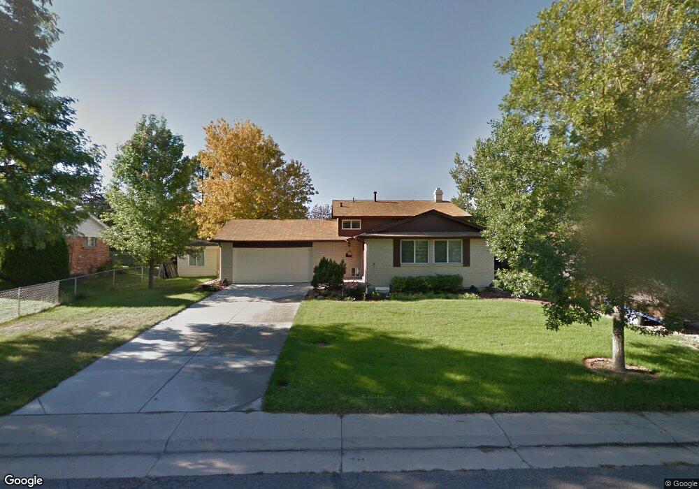 11976 E Virginia Place, Aurora, CO 80012 - photo 1