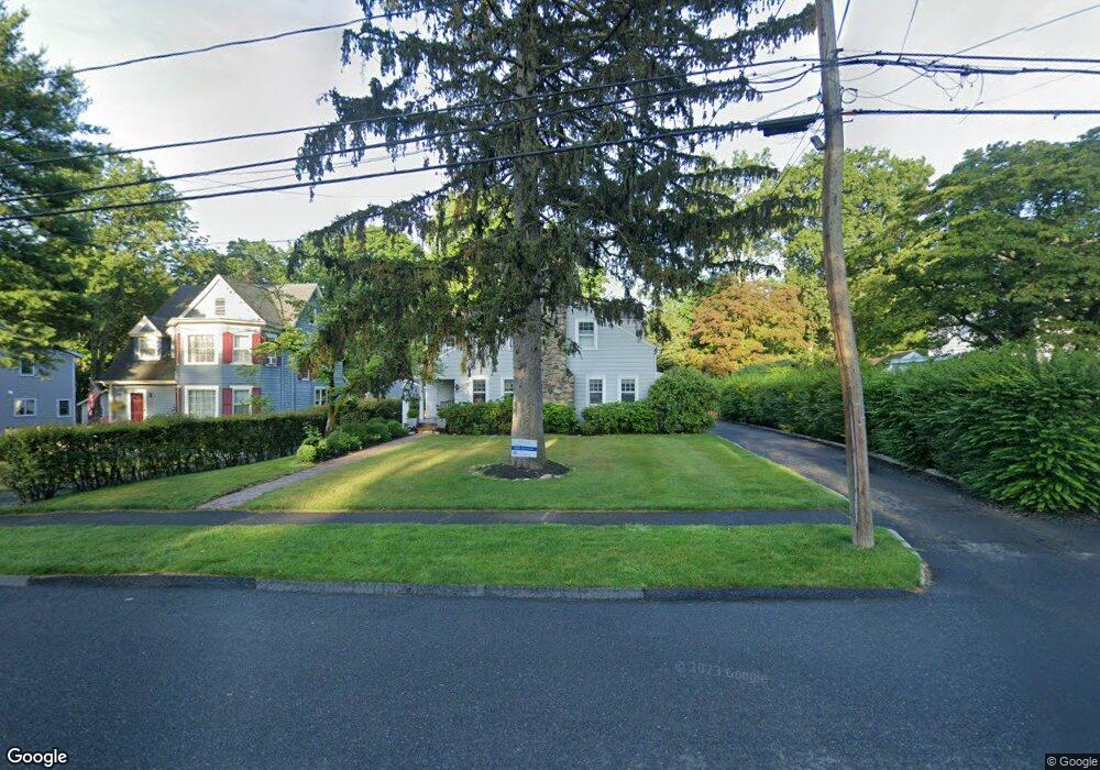 152 Holmes Ave, Darien, CT 06820 - photo 1