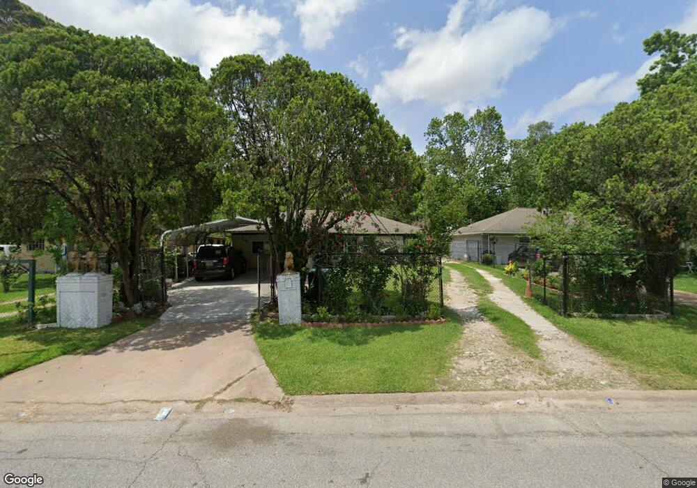 7445 Parker Rd, Houston, TX 77016 - photo 1
