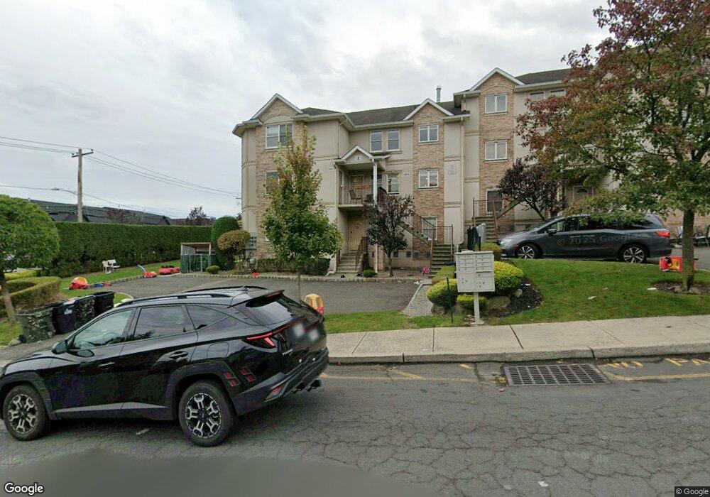 1 Wiener Dr unit 301, Monsey, NY 10952 - photo 1