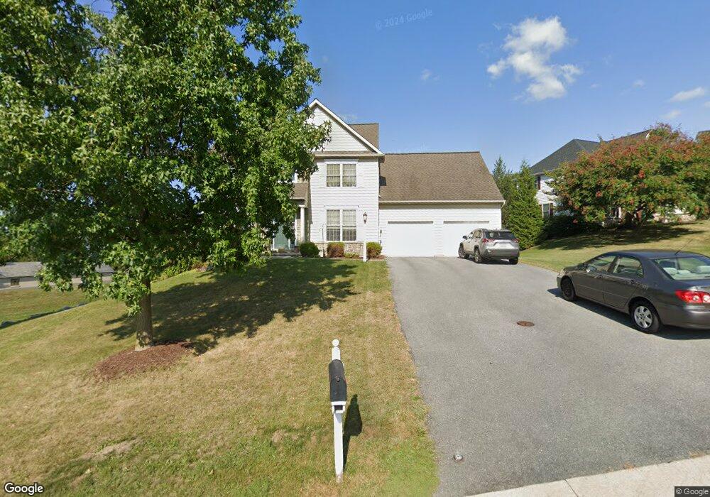 798 Chestnut Hill Dr, Columbia, PA 17512 - photo 1