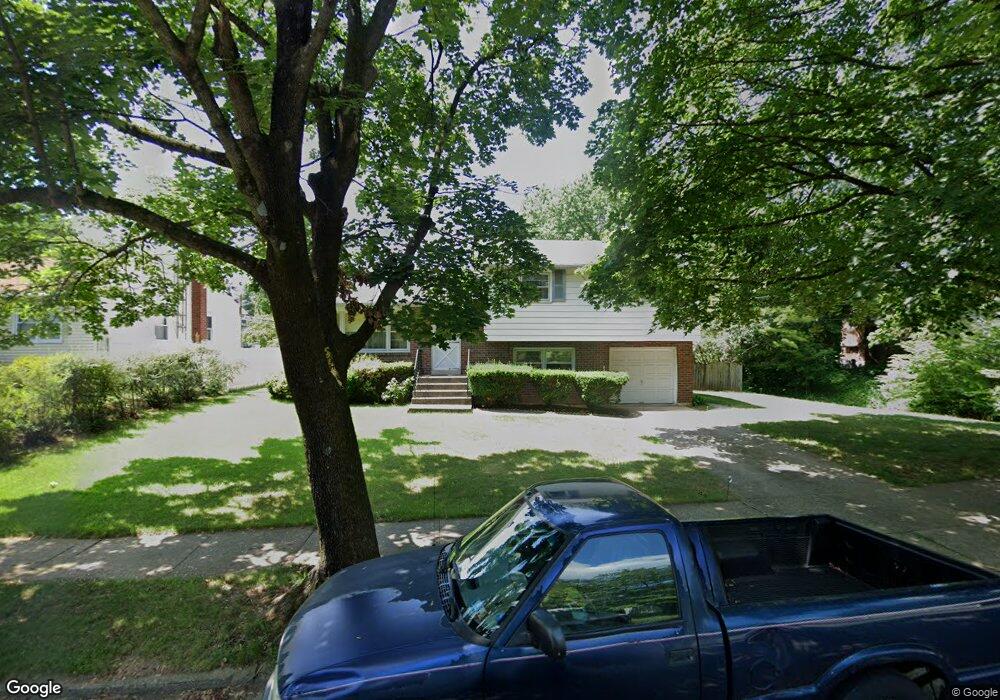 3105 Shakespeare Rd, Bethlehem, PA 18017 - photo 1