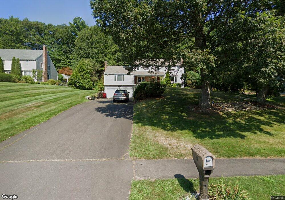 32 Canterbury Ln, Unionville, CT 06085 - photo 1